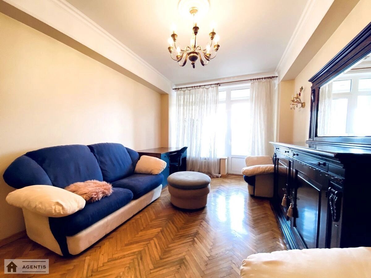 Сдам квартиру 2 комнаты, 60 m², 10 эт./16 этажей. 51, Большая Васильковская 51, Киев. 