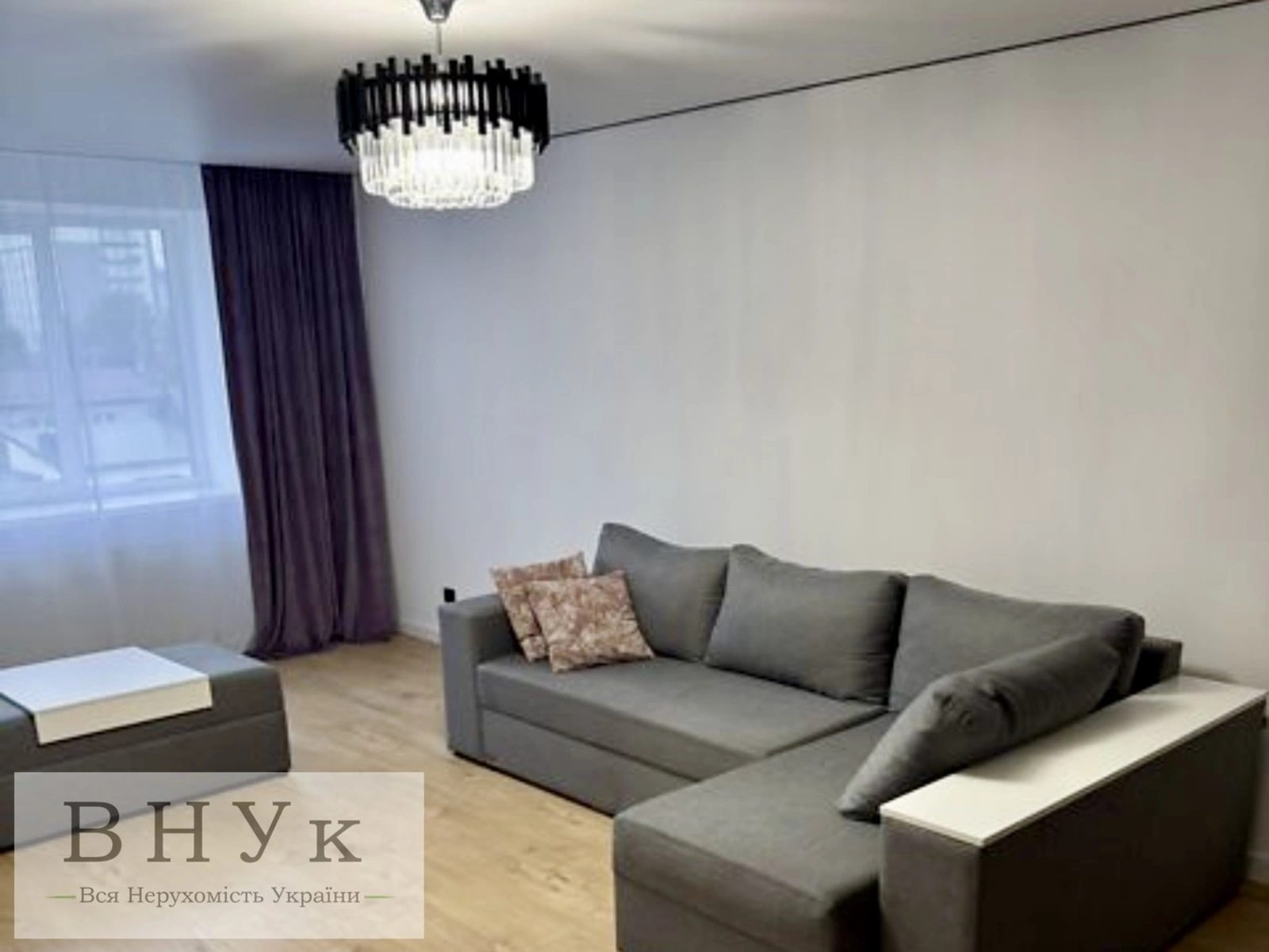 Apartments for sale 2 rooms, 75 m², 5th fl./10 floors. Lvivska vul., Ternopil. 