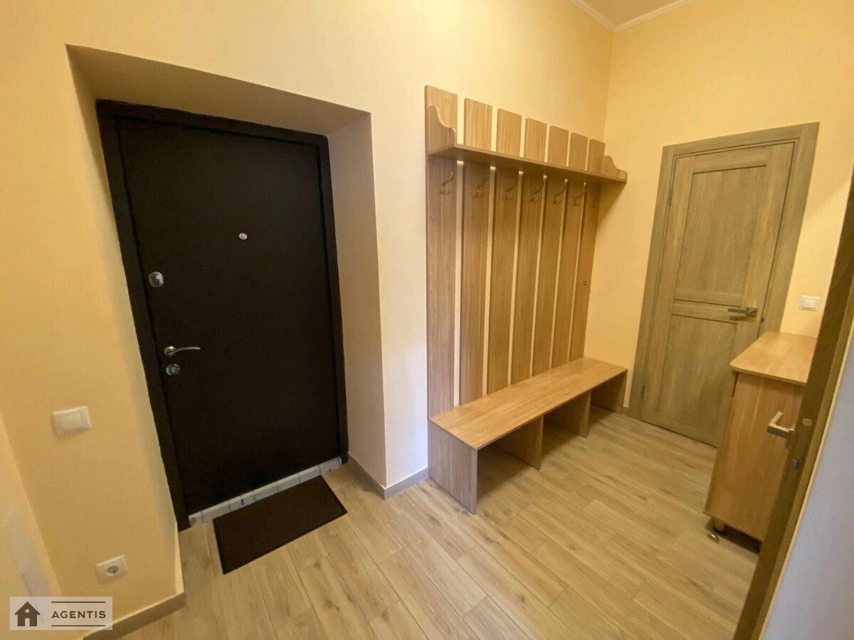 Здам квартиру 1 кімната, 40 m², 1 пов./26 поверхів. Харківське, Київ. 