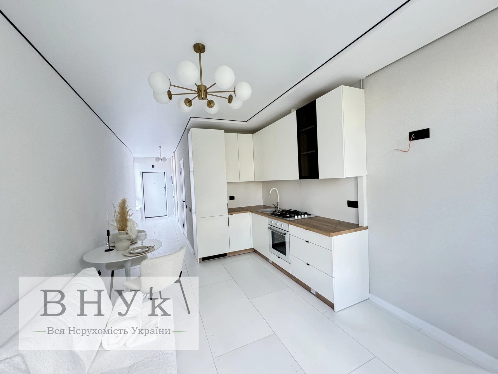 Продаж квартири 2 кімнати, 37 m², 1 пов./4 поверхи. Петриківська , Тернопіль. 