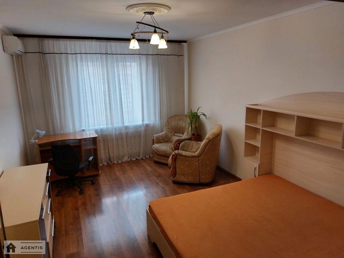 Apartment for rent 1 room, 48 m², 12th fl./20 floors. Hryhoriya Vashchenka vul., Kyiv. 