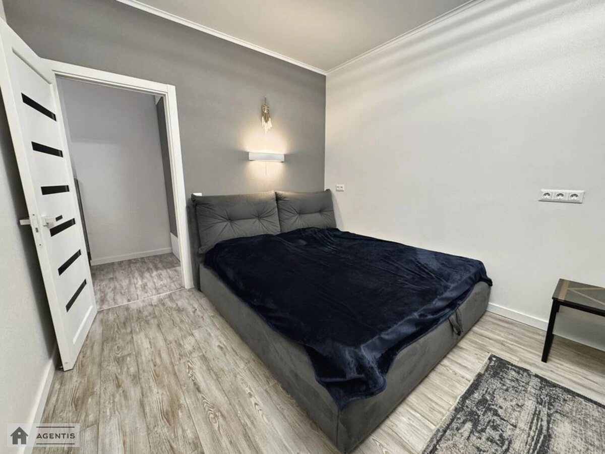 Сдам квартиру 1 комната, 45 m², 18 эт./24 этажа. Петра Калнишевського вул. (Михайла Майорова), Киев. 