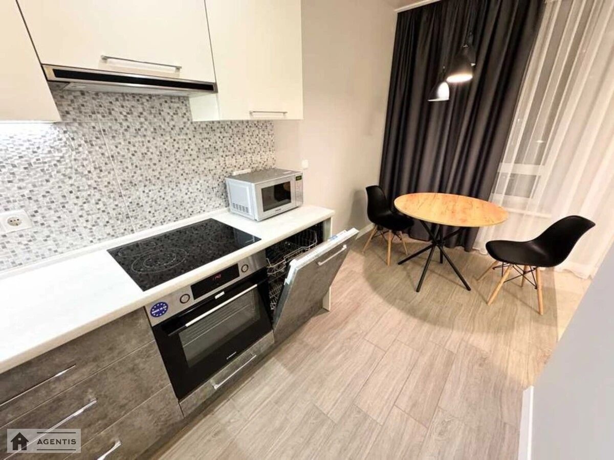 Apartment for rent 1 room, 35 m², 8th fl./12 floors. Zarichna, Kyiv. 