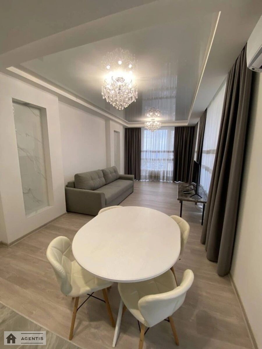 Apartment for rent 3 rooms, 85 m², 9th fl./12 floors. Zarichna, Kyiv. 