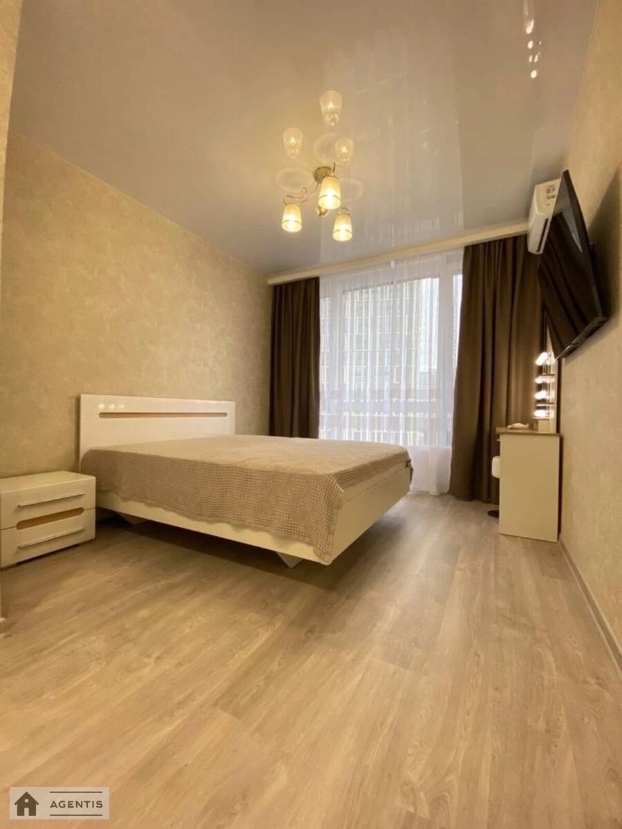 Apartment for rent 3 rooms, 85 m², 9th fl./12 floors. Zarichna, Kyiv. 