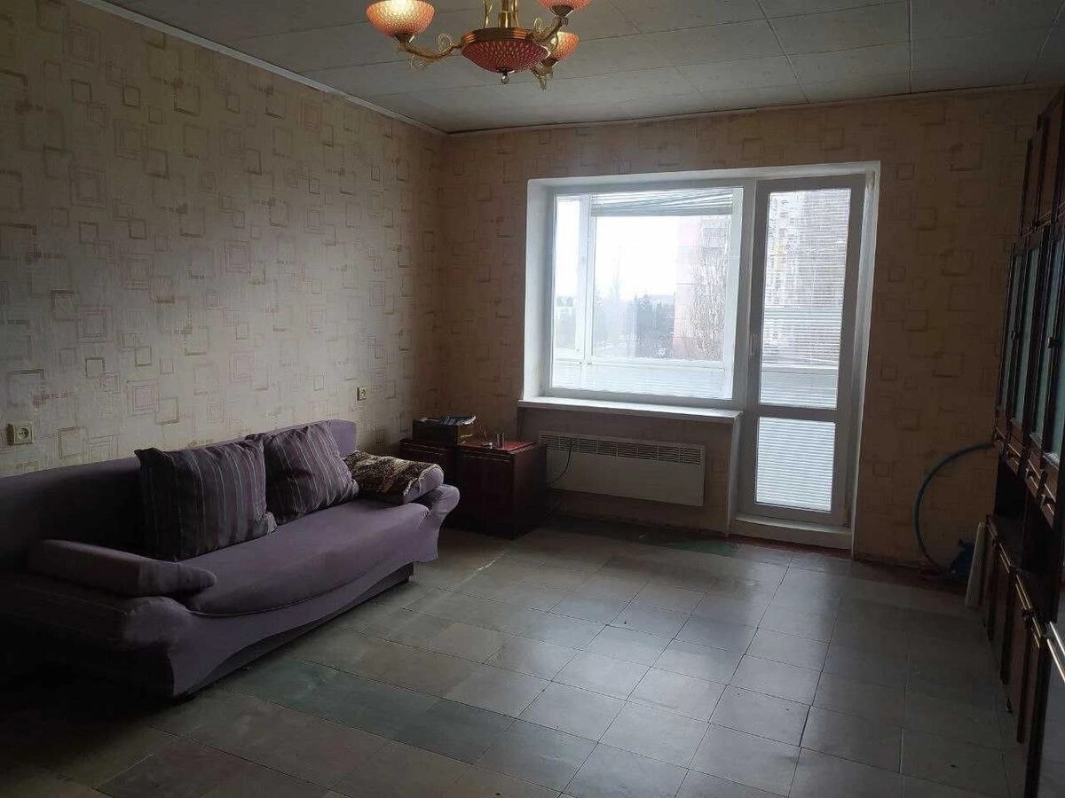 Apartments for sale 1 room, 36 m², 5th fl./5 floors. Фортечний (кіровський), Kropyvnytskyy. 