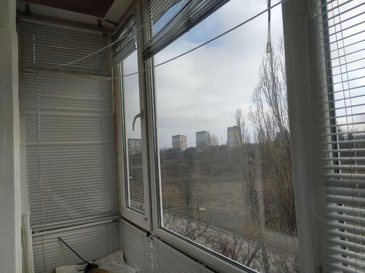 Продаж квартири 1 кімната, 36 m², 5 пов./5 поверхів. Фортечний (кіровський), Кропивницький. 