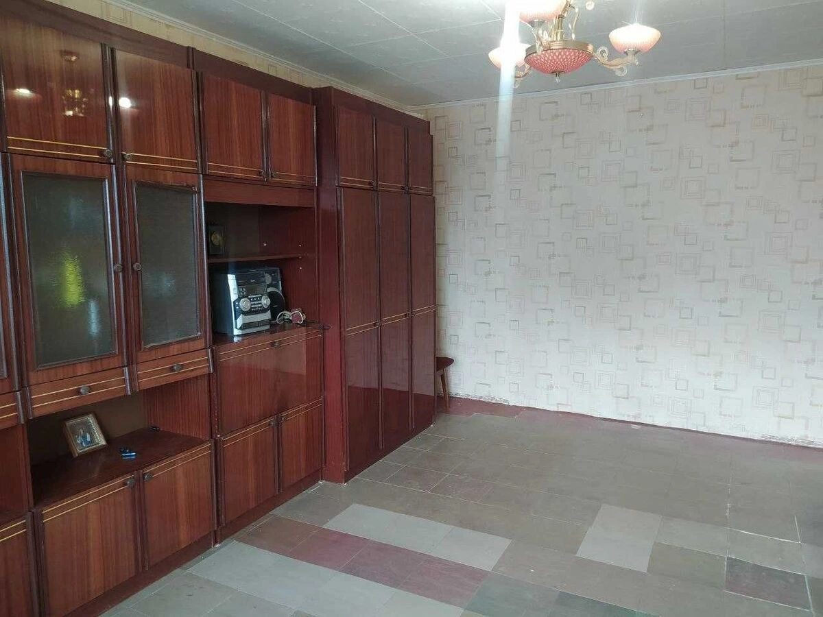 Продаж квартири 1 кімната, 36 m², 5 пов./5 поверхів. Фортечний (кіровський), Кропивницький. 