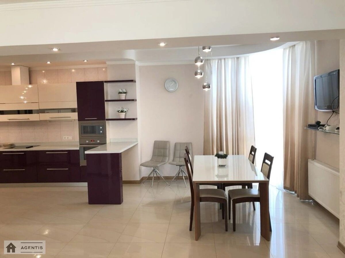 Apartment for rent 3 rooms, 150 m², 16th fl./25 floors. 59, Zvirynetcka 59, Kyiv. 