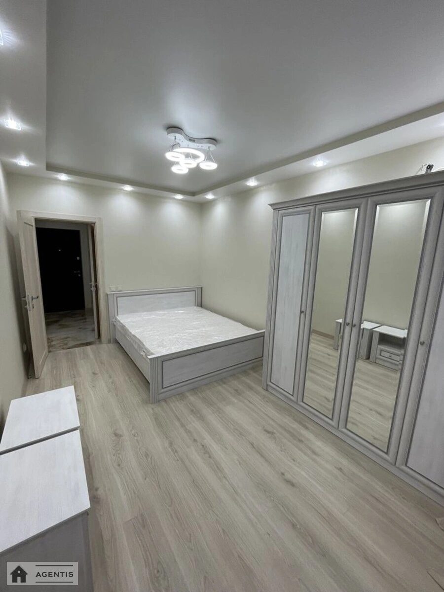 Здам квартиру 1 кімната, 45 m², 7 пов./25 поверхів. Дніпровська набережна, Київ. 