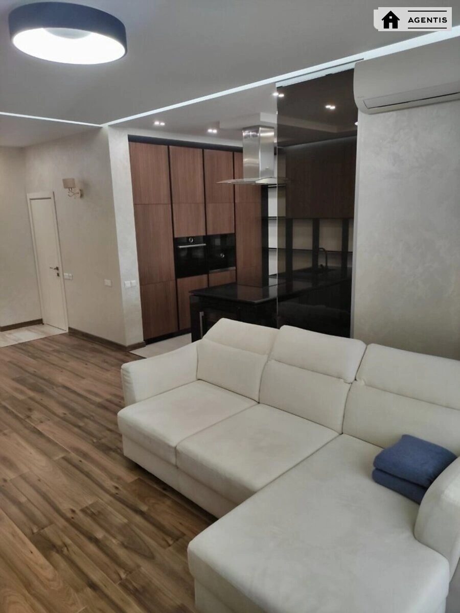 Сдам квартиру 2 комнаты, 85 m², 12 эт./28 этажей. 2, Болсуновська вул. (Сергія Струтинського), Киев. 