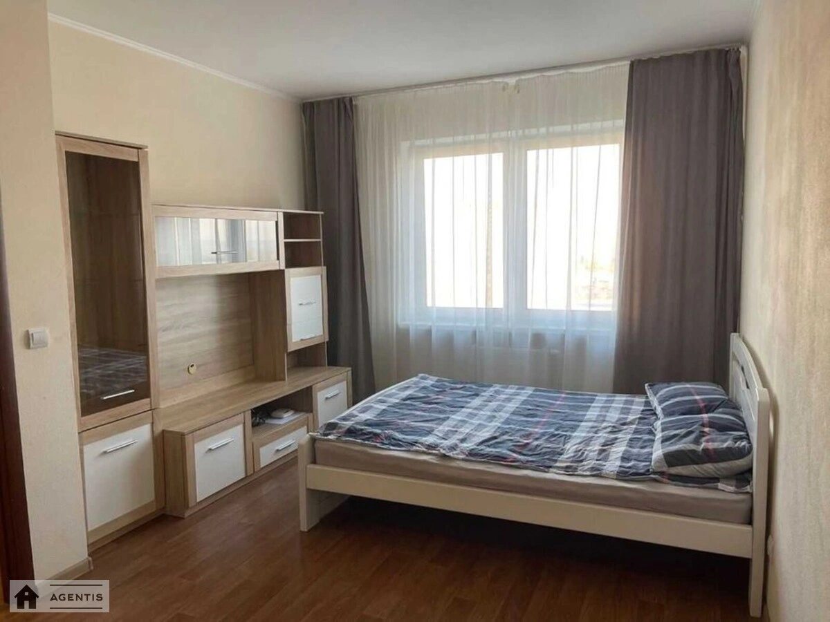 Сдам квартиру 1 комната, 40 m², 20 эт./25 этажей. Софії Русової вул., Киев. 