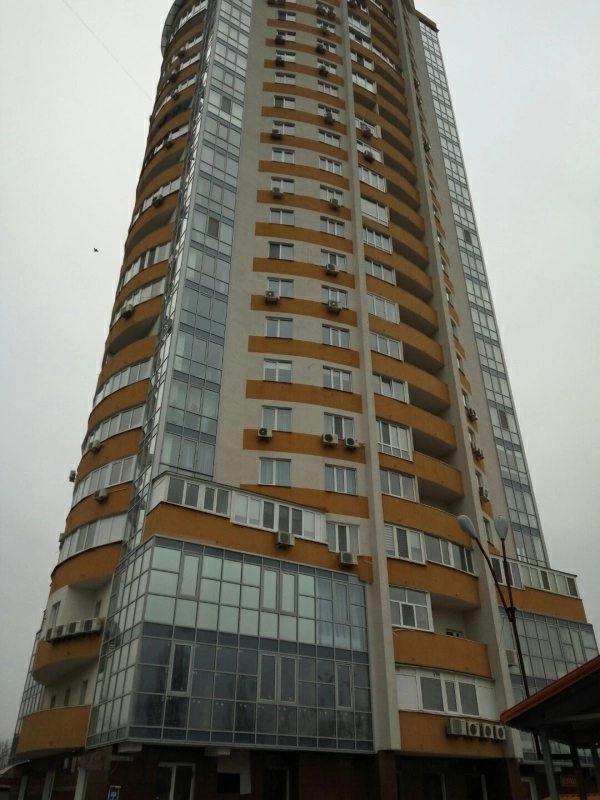 Сдается посуточно отдельное жилье. 1 room, 42 m², 4th floor/25 floors. 5, Шумского Юрия 5, Киев. 