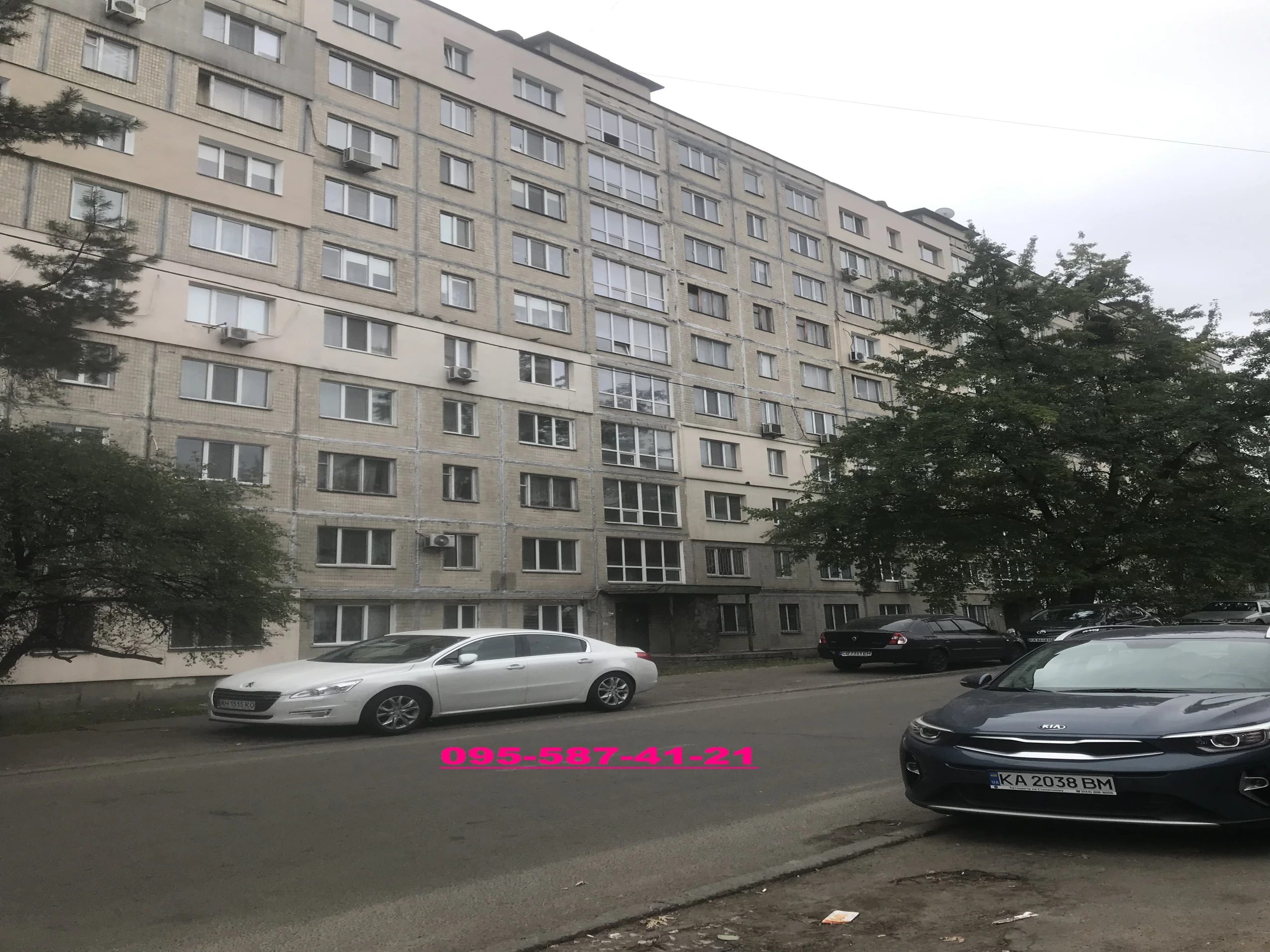 Продажа квартиры 3 комнаты, 63 m², 6 эт./10 этажей. 16, Вул. Бойченко, Киев. 