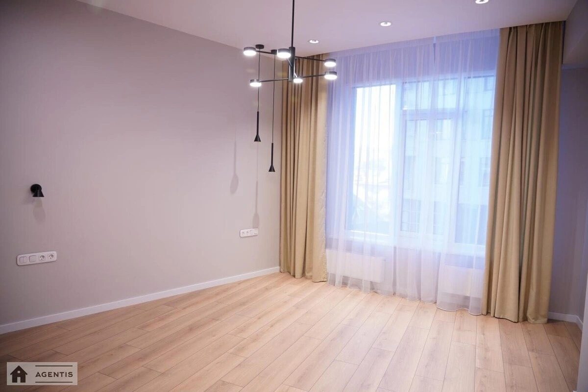 Apartment for rent 4 rooms, 155 m², 2nd fl./21 floors. Buslivska, Kyiv. 