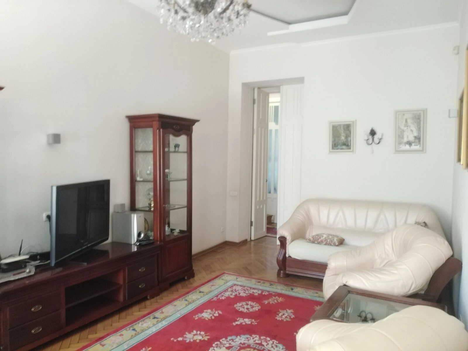 Apartment for rent 4 rooms, 107 m², 2nd fl./5 floors. Serova ul., Dnipro. 