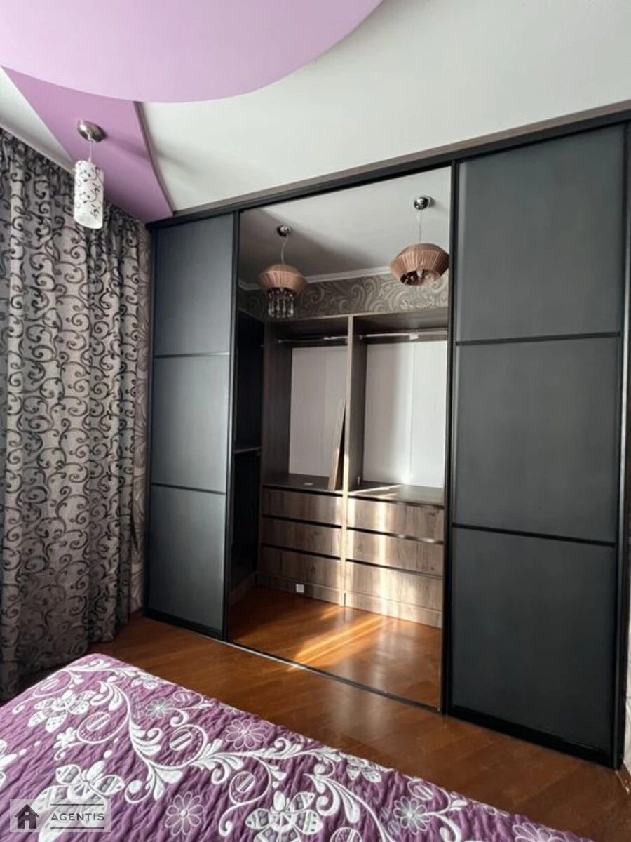 Apartment for rent 3 rooms, 85 m², 9th fl./25 floors. 121, Beresteyskyy prosp. Peremohy, Kyiv. 