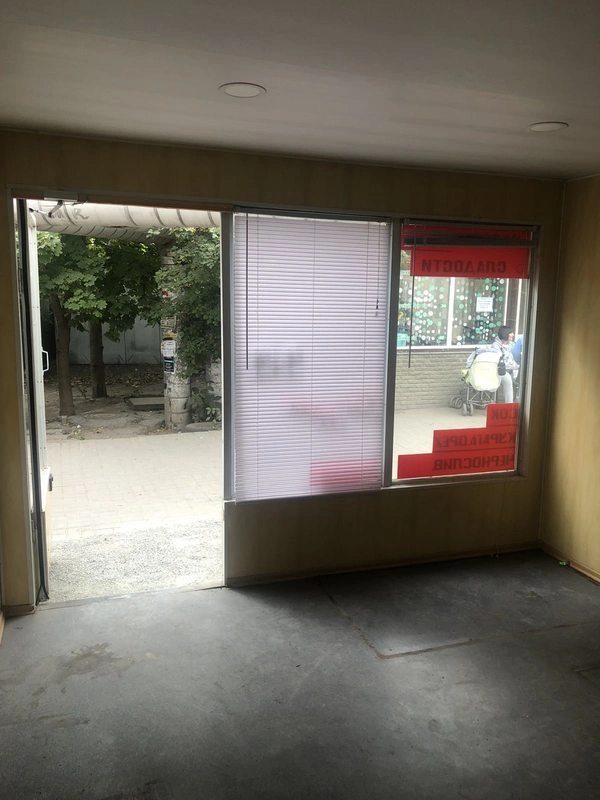 Commercial space for sale 15 m², 1st fl./1 floor. Topol 2 ZHm , Dnipro. 