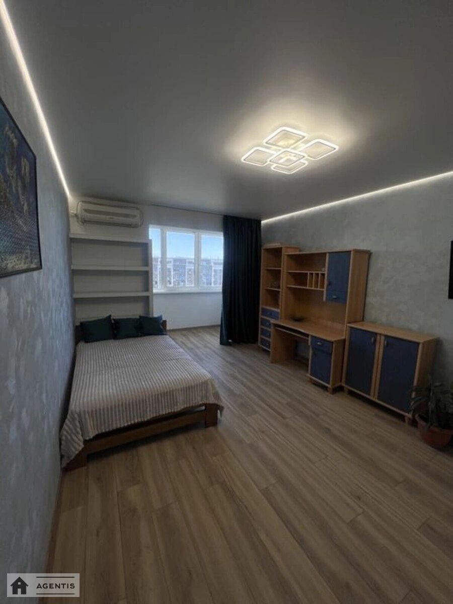 Apartment for rent 1 room, 39 m², 9th fl./9 floors. 69, Rayduzhna 69, Kyiv. 