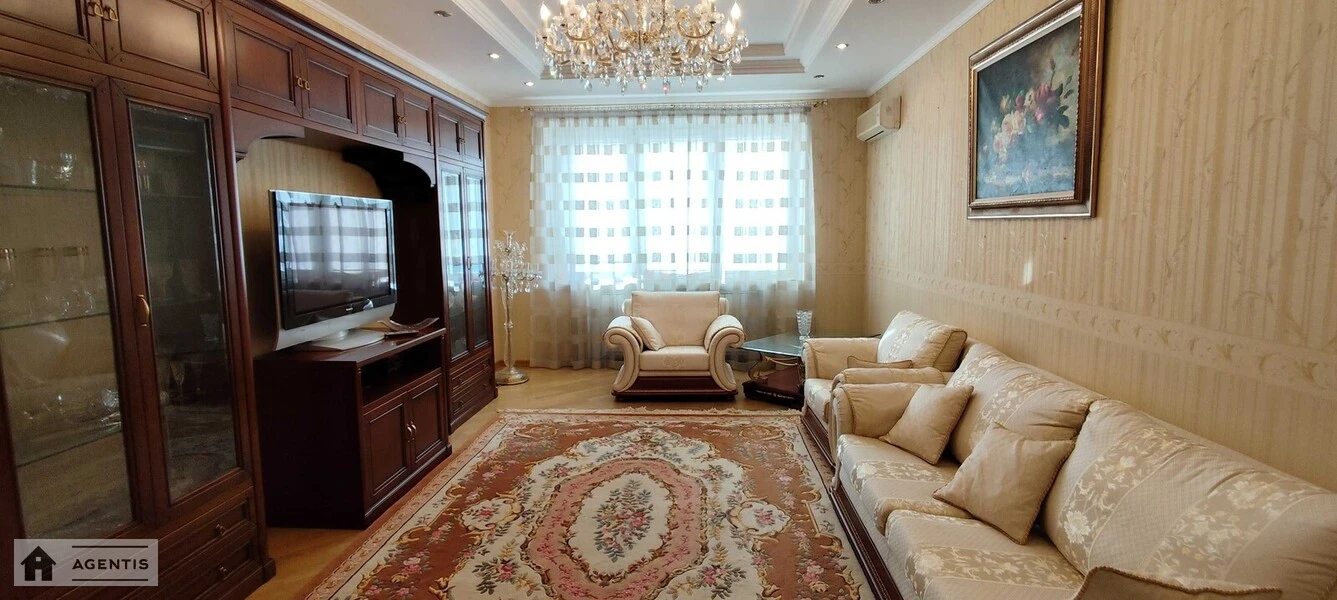 Сдам квартиру 3 комнаты, 130 m², 5 эт./7 этажей. 10, Володимира Івасюка просп. (Героїв Сталінграда), Киев. 