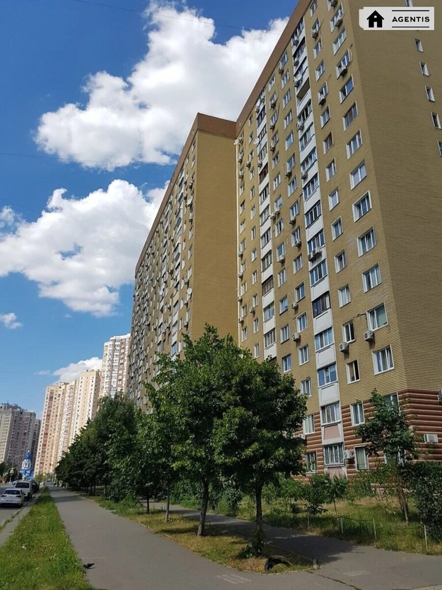 Здам квартиру 1 кімната, 40 m², 12 пов./16 поверхів. 16, Урлівська 16, Київ. 