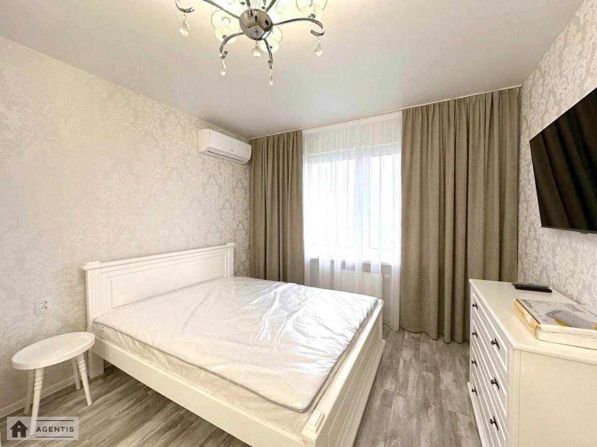 Сдам квартиру 1 комната, 36 m², 15 эт./25 этажей. 7, Софії Русової вул., Киев. 