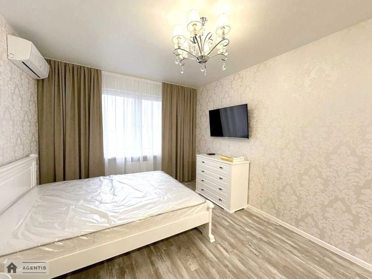 Сдам квартиру 1 комната, 36 m², 15 эт./25 этажей. 7, Софії Русової вул., Киев. 