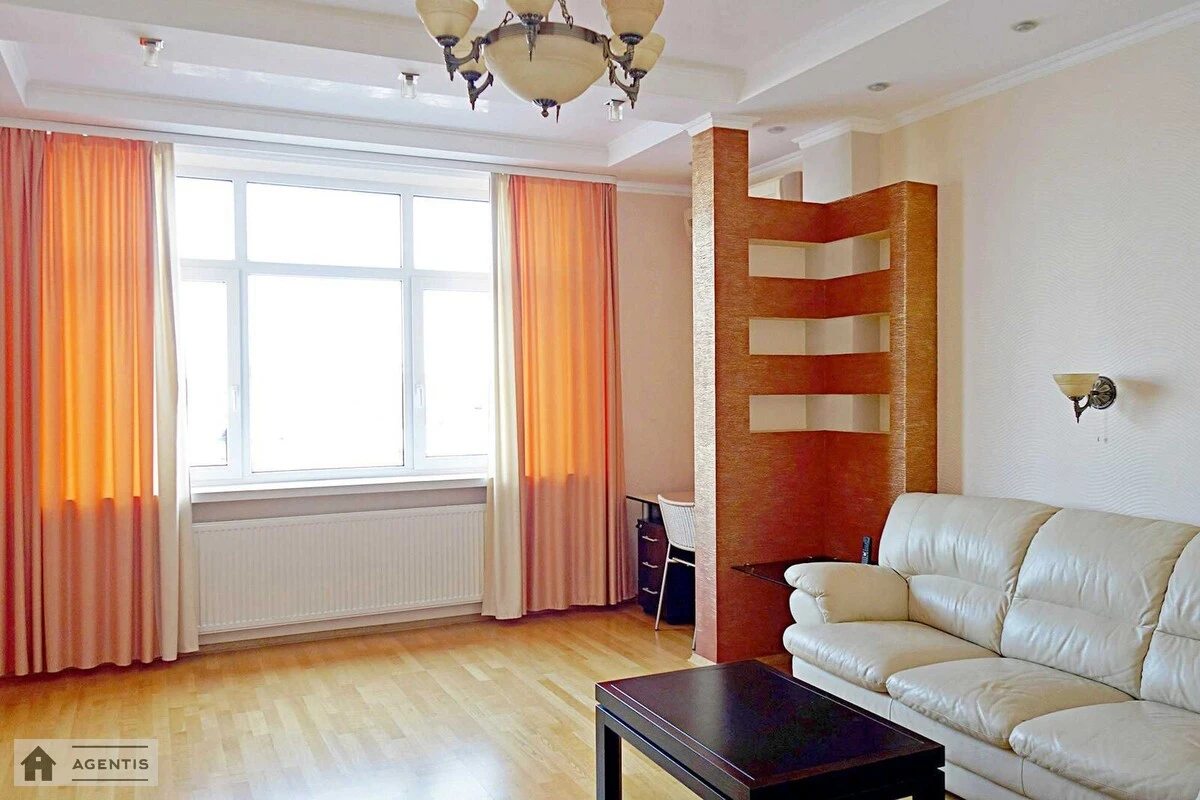 Сдам квартиру 2 комнаты, 86 m², 7 эт./11 этажей. 23, Леси Украинки 23, Киев. 