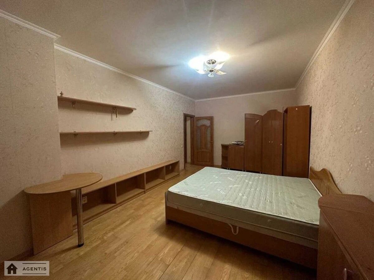 Здам квартиру 2 кімнати, 65 m², 3 пов./22 поверхи. Дарницький район, Київ. 