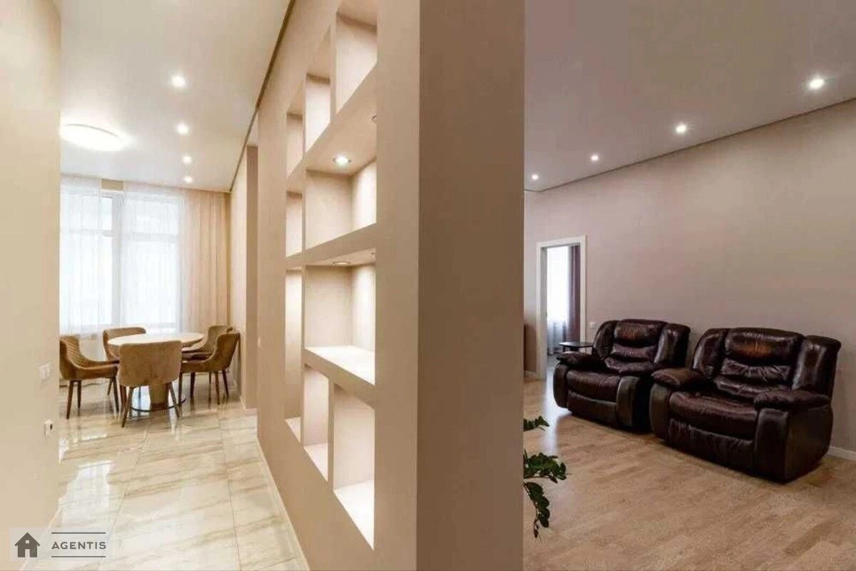 Apartment for rent 4 rooms, 120 m², 8th fl./30 floors. Andriya Verkhohlyada vul. Mykhayla Drahomirova, Kyiv. 