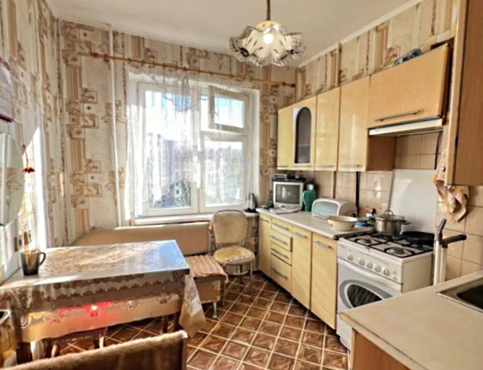 Продаж квартири 2 кімнати, 49 m², 7 пов./9 поверхів. 21, Глушко Академика пр., Одеса. 