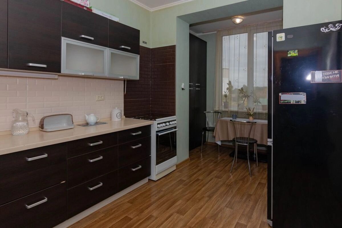 Apartments for sale 1 room, 45 m², 3rd fl./5 floors. 6, Kozatska , Vyshneve. 