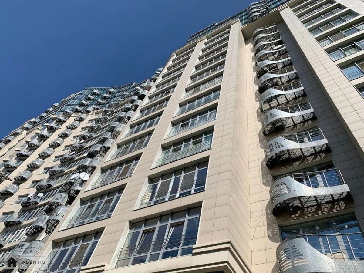 Здам квартиру 4 кімнати, 125 m², 15 пов./25 поверхів. 18, Юрія Іллєнка вул. (Мельникова), Київ. 