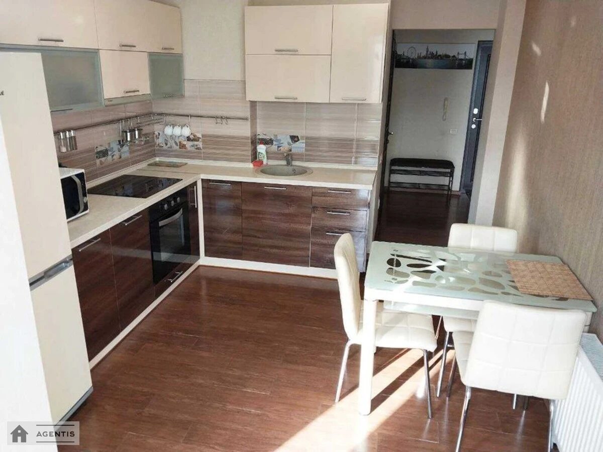 Здам квартиру 1 кімната, 40 m², 7 пов./9 поверхів. Регенераторна, Київ. 