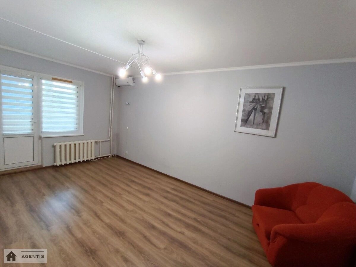 Apartment for rent 1 room, 48 m², 12th fl./22 floors. Miloslavska, Kyiv. 