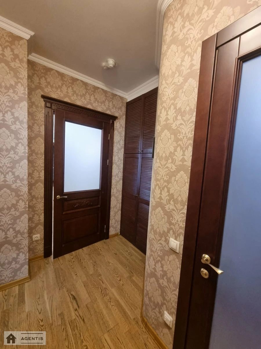 Apartment for rent 4 rooms, 156 m², 5th fl./27 floors. 44, Yevhena Konovaltsya vul. Shchorsa, Kyiv. 