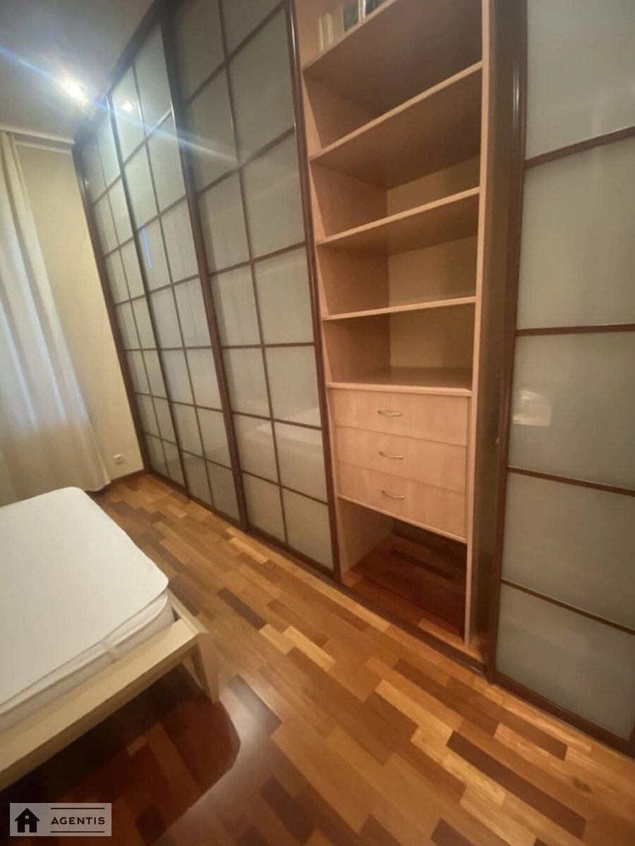 Здам квартиру 2 кімнати, 85 m², 5 пов./5 поверхів. Печерський район, Київ. 