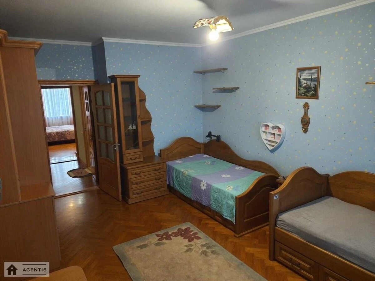 Apartment for rent 3 rooms, 104 m², 11th fl./16 floors. Darnytskyy rayon, Kyiv. 