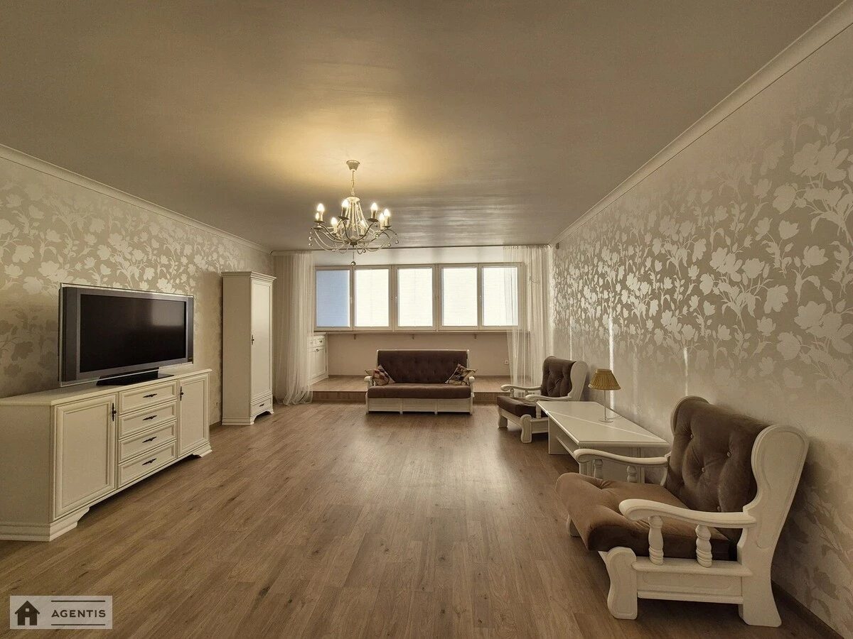 Apartment for rent 3 rooms, 124 m², 10th fl./20 floors. 7, Ivana Honty vul., Kyiv. 