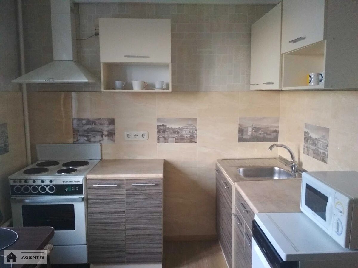 Apartment for rent 1 room, 43 m², 8th fl./16 floors. 5, Yordanska vul. Layosha Havro, Kyiv. 