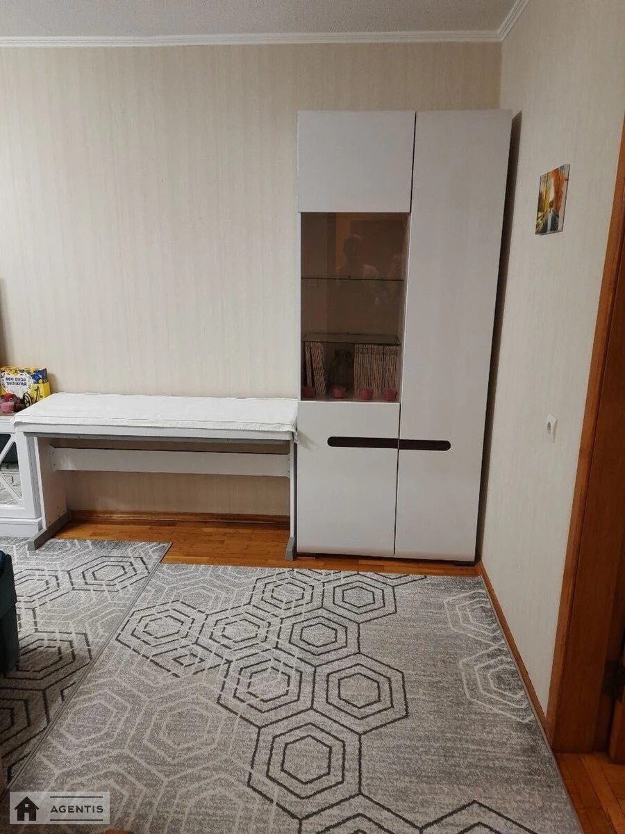 Здам квартиру 2 кімнати, 49 m², 7 пов./9 поверхів. 28, Озерна 28, Київ. 