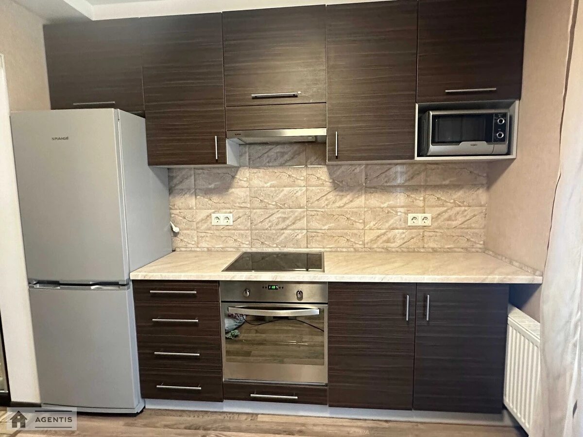 Сдам квартиру 1 комната, 37 m², 26 эт./26 этажей. 36, Юлії Здановської вул. (Михайла Ломоносова), Киев. 