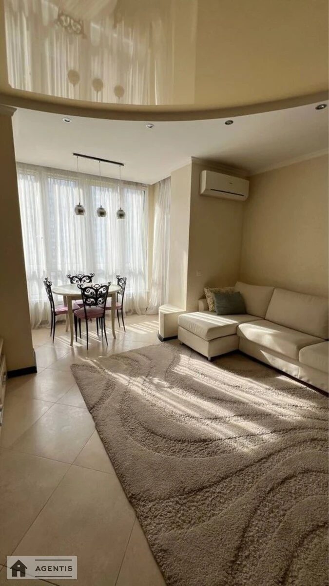 Apartment for rent 3 rooms, 96 m², 15th fl./25 floors. Darnytskyy rayon, Kyiv. 