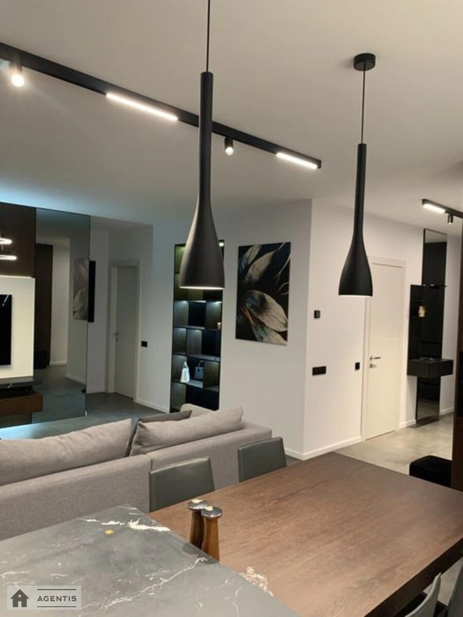 Сдам квартиру 2 комнаты, 82 m², 14 эт./24 этажа. 2, Якуба Коласа 2, Киев. 