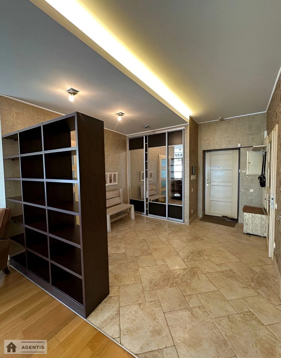 Здам квартиру 3 кімнати, 150 m², 14 пов./22 поверхи. 18, Юрія Іллєнка вул. (Мельникова), Київ. 