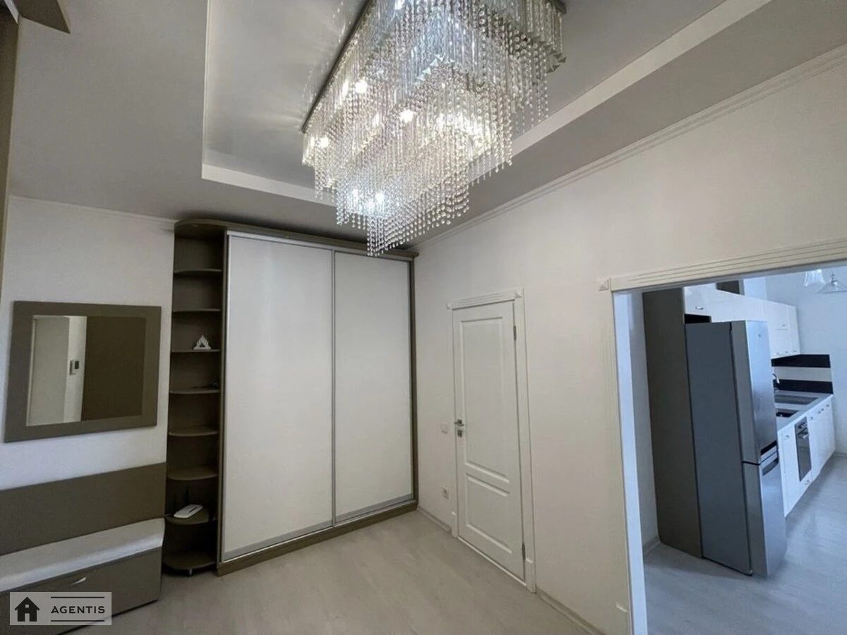 Сдам квартиру 2 комнаты, 77 m², 23 эт./26 этажей. 7, Леси Украинки 7, Киев. 