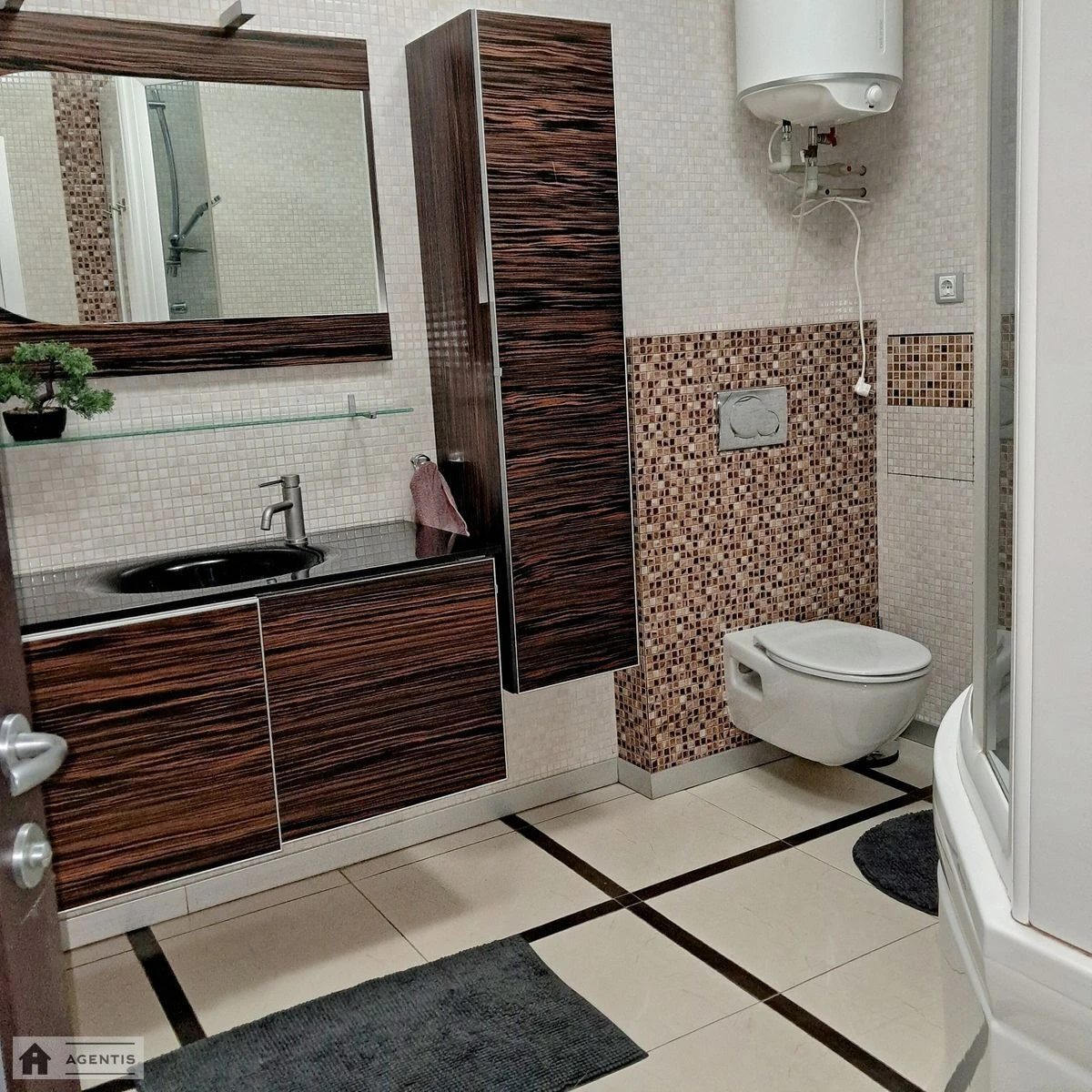 Apartment for rent 3 rooms, 120 m², 6th fl./9 floors. 4, Rayisy Okipnoyi vul., Kyiv. 