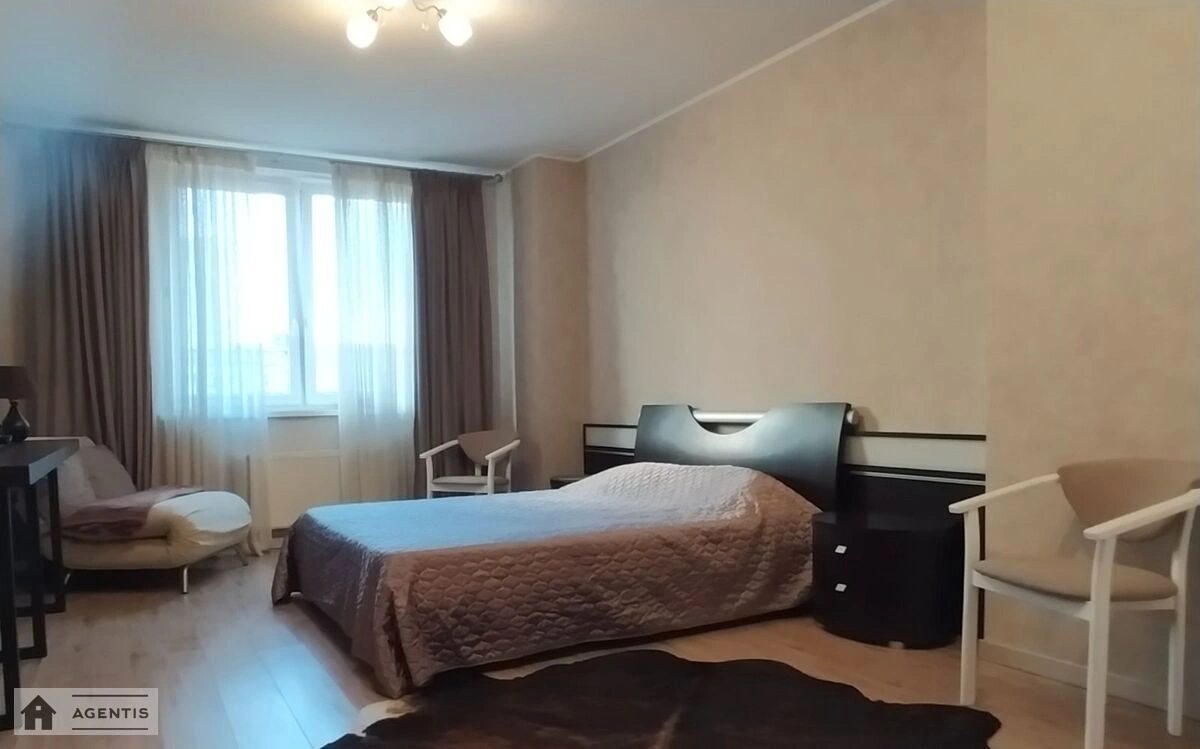 Apartment for rent 3 rooms, 120 m², 6th fl./9 floors. 4, Rayisy Okipnoyi vul., Kyiv. 