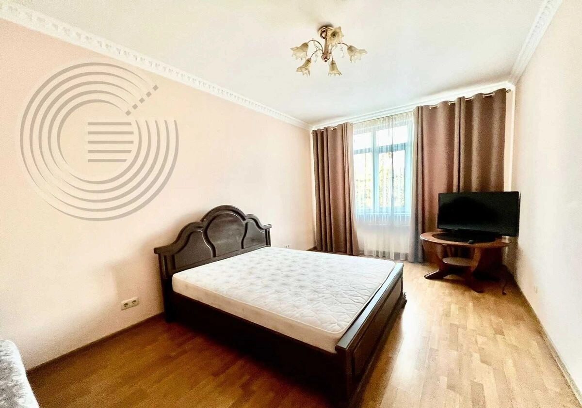 Apartment for rent 2 rooms, 74 m², 5th fl./16 floors. Danyla Shcherbakivskoho vul. Shcherbakova, Kyiv. 