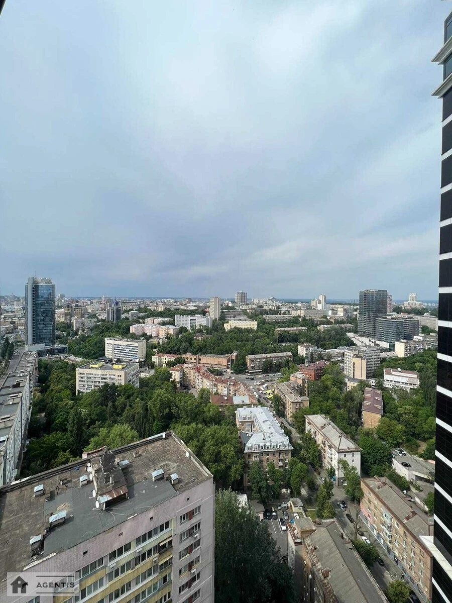 Сдам квартиру 3 комнаты, 141 m², 23 эт./27 этажей. 7, Леси Украинки 7, Киев. 